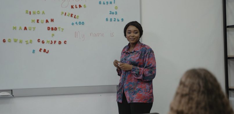 Effective methods for kids to learn french